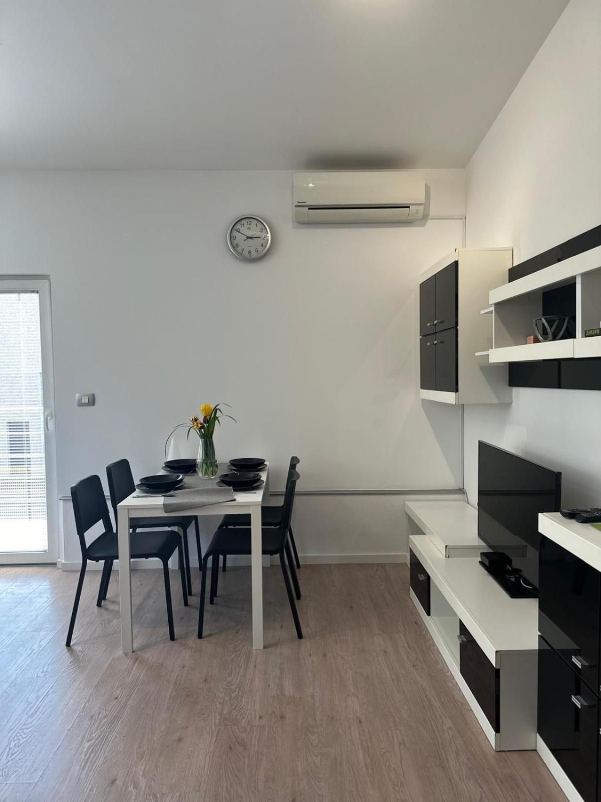 Apartment Stucin Vipava Zewnętrze zdjęcie